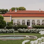 Hotel Chateau 4*