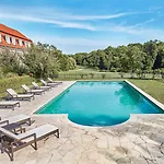 Hotel Chateau 4*