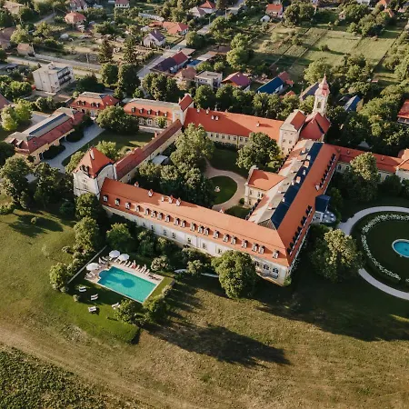 Chateau Hotel Bela (Nitriansky kraj)