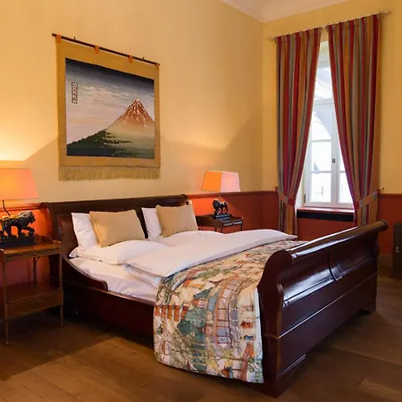 Chateau Hotel 4*