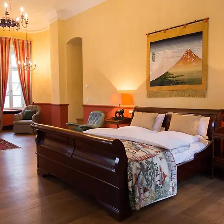 Hotel Chateau 4*