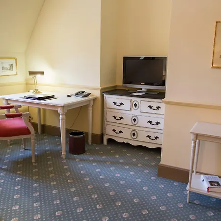 Chateau 4*