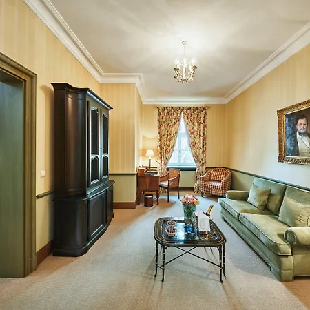 Chateau 4* Belá