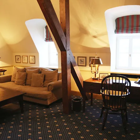 Chateau 4* Belá