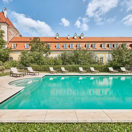 Chateau Hotel