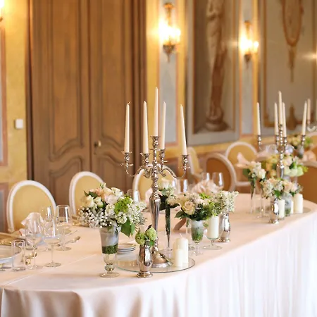 Chateau Hotel Belá