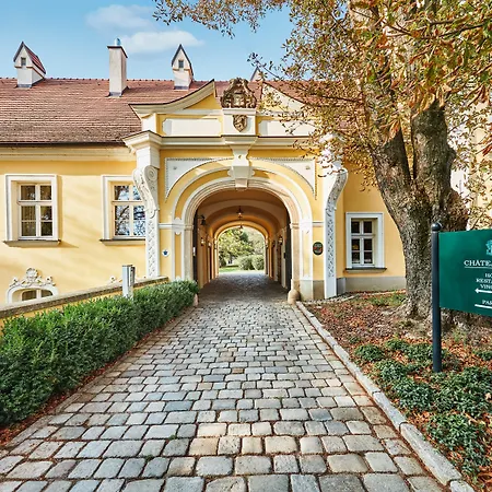 Отель Chateau Bela (Nitriansky kraj)