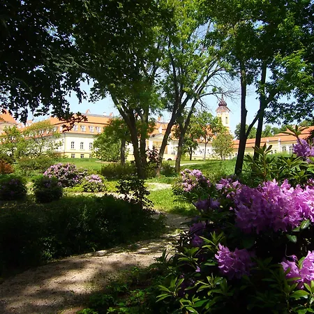 Chateau Отель Bela (Nitriansky kraj)
