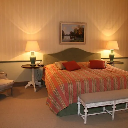 Hotel Chateau
